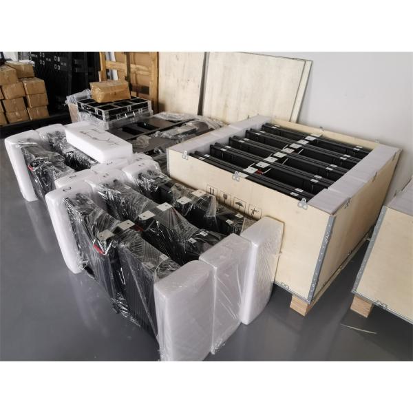 P3.91-7.82 Full Color Transparent LED Screen 1000x1000mm Glass Display