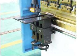 ESA S640 CNC Hydraulic Press Brake Machine With Automatic Bending Follower 400mm