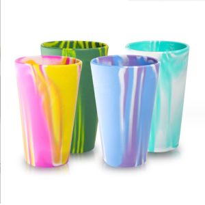 Cheap Travel Coffee Mug with Handle Drinking Cup Sustainable Customized Silicone Mugs Tumbler for sale