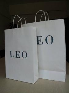 Cheap Logo Printed Customized Paper Bags , Kraft White Handle Shopping Bag for sale