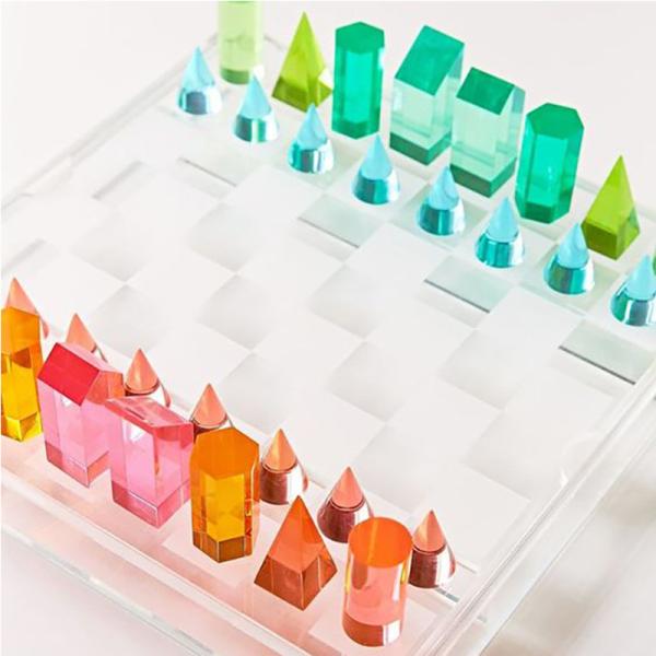 Handmade Acrylic Chess Board Plexiglass Lucite Chess Piece For Entertainment