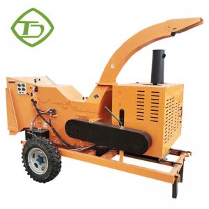 Cheap Tree Branch Wood Chipper Machine Leaf Small Garden Mobile Crusher 55KW for sale