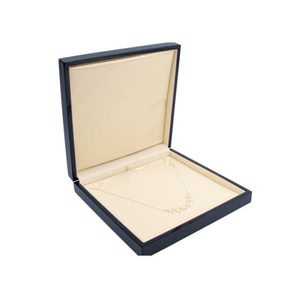 Quality Portable Women Wooden Jewelry Box Hot Stamp Printing Custom Logo Color 8 * 8 * 4.5 Cm wholesale