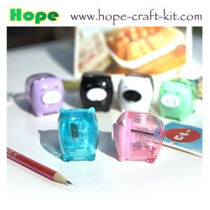 Buy cheap Various Colors Manual pencil sharpener 3.5cm Kids Children Stationery Supplies from wholesalers