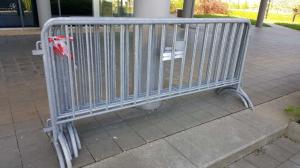 China hot dipped galvanized fence panel temporary crowd control barrier on sale