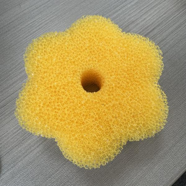 Scrub Daddy FlexTexture Sponge with Temperature-Activated Smart Texture for Multi Surface Cleaning and Odor-Resistant Hygienic Design