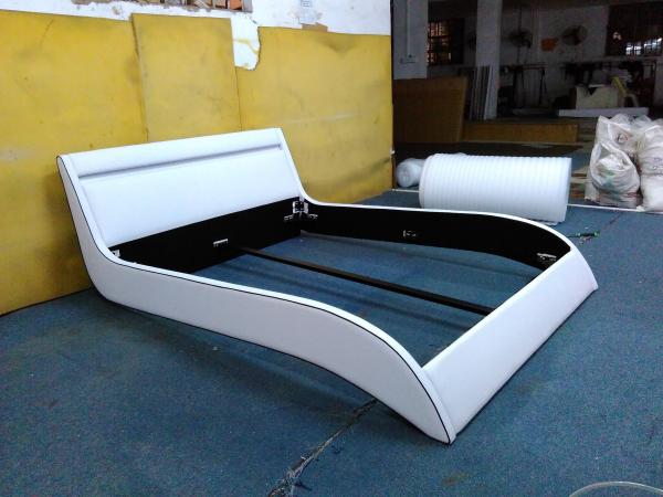 Quality comtemporary king size, queen size leather bed with LED light wholesale
