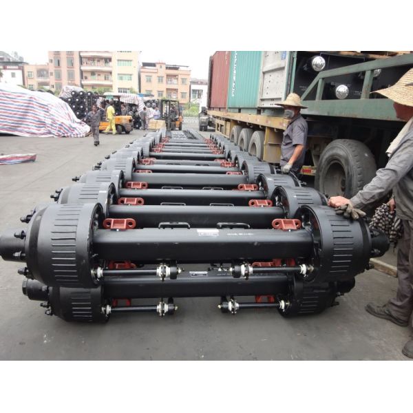 Steering axle assembly