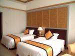 Economic Oak Finished Hotel Bedroom Furniture Sets King-Size / Double Size Bed