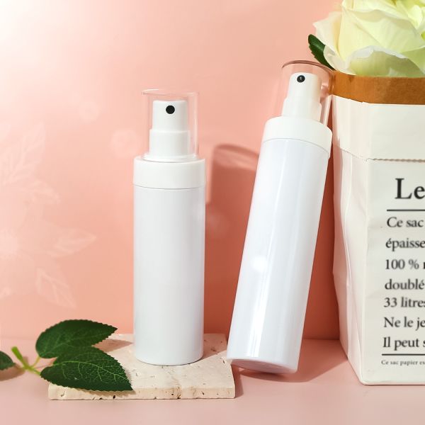 100ml Refillable Plastic Spray Bottle with Fine Mist Sprayer and Food-Grade PET for Cosmetic Packaging