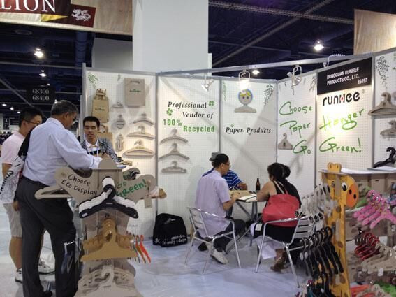 OEM Paper Cardboard Door Hanger Flyer Customized Size Color For Advertising