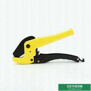 China 65 Mn Steel Plastic Tubing Cutter , Casting Ppr Pipe Cutter Smooth Cuts on sale