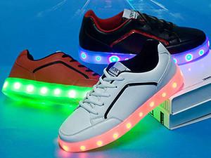 China 2018 Latest Christmas Gift USB Led Light Shoes on sale