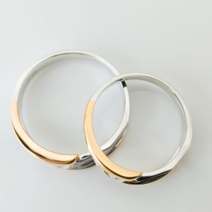 Buy cheap 18K Double Color MEN 0.153ct Women 0.12ct Couple Gold Finger Rings from wholesalers