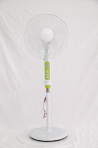 China Elegant Design Solar Stand Fan With 3 Speed 1.1-1.2m Adjustable Height on sale