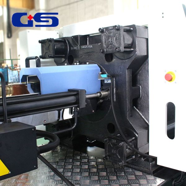 Professional Pvc Pipe Fitting Injection Molding Machine With Digital Control System