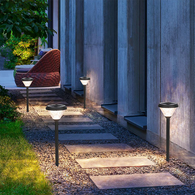 IP65 Multi Purpose LED Solar Lawn Light For Outdoor Garden Lighting 2W