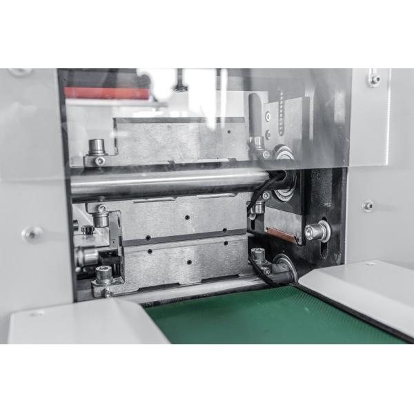 SGS Bread Packing Machine 220V 2.4kW Pillow Bag Packing Machine