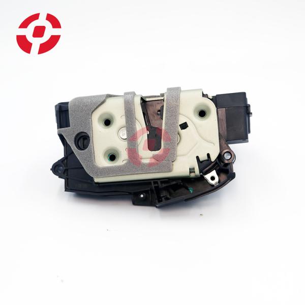 Left Front Door Lock Actuator Auto Car Door Lock Actuator Fit For VO LVO XC60 OE 31349864