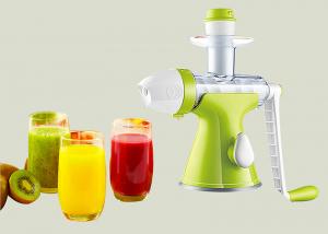 Mini Manual Juice Maker Hand Compact Slow Juicer 65mm Feeding Chute Low Juicing Speed