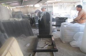 Cheap shanxi black granite tombs with tree for sale