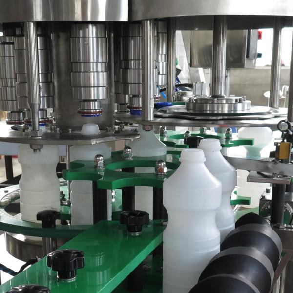 Full Automatic 15000BPH 1.5l Lug Capping Machine lug cap capping machine