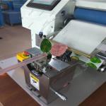 Table Label Applicator Machine For Round / Square Bottle , Low Running Noise