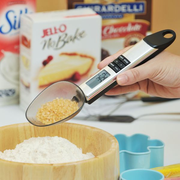 Silver Digital Measuring Spoon , Kitchen Spoon Scale With Replaceable Heads