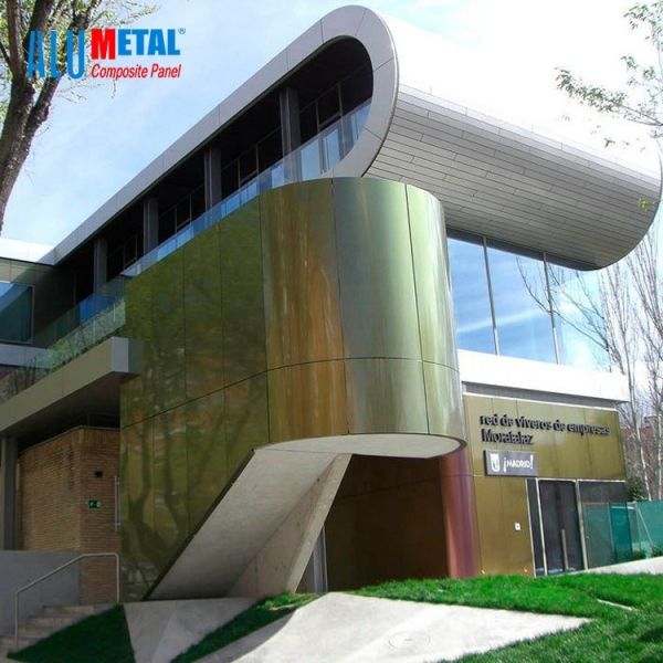 Custom 2mm PVDF Aluminum Composite Panel Multiple Layers For Architecture