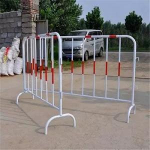 China hot dipped galvanized fence panel temporary crowd control barrier on sale