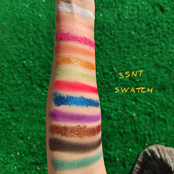 35 Colors High Pigment Private Label Custom Logo Eyeshadow Palette