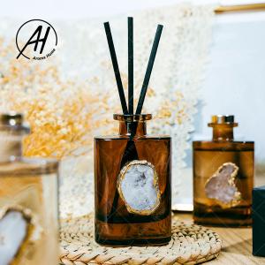 China Fiber Rattan Square Golden Lid Glass Bottle Essential Oil Aroma Reed Diffuser 180ML on sale