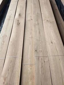 China Panel Length Knotty Oak Wood Veneer For Rustic Style Furniture on sale