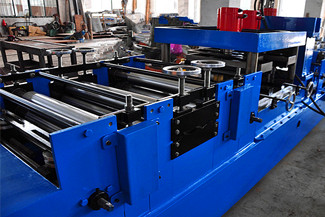 PLC Computer Control C Z Purlin Roll Forming Machine For Large-Scale Construction