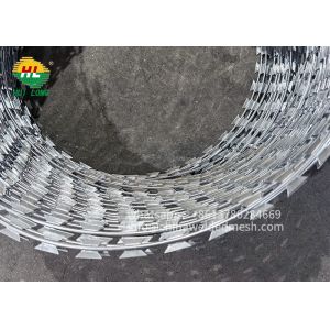 Cheap Concertina Spiral Razor Blade Wire Fence Razor Barbed Wire Alambre De Puas Stainless Steel 900mm Coil Diameter for sale
