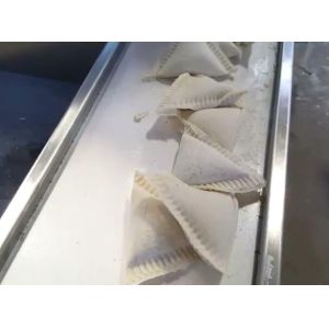 Cheap automatic samosa making machine, triangle dumpling machine for sale