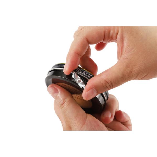 Black Polish High Glossy 16g 20ml Wax Shoe Polish Leather Shoe Care Polishing Iron Box Packaging OEM