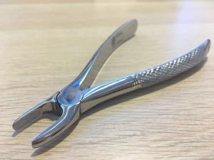 Cheap Top Safety Dental Extraction Forceps Eco Friendly With Perfect Grip Handling for sale