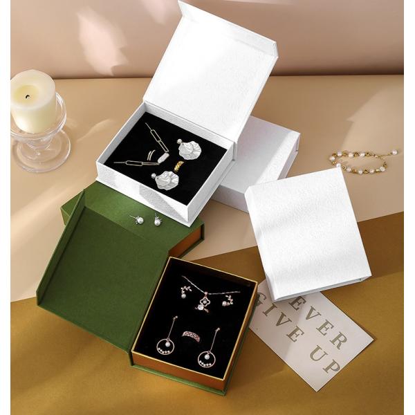 Environmentally Friendly Jewelry Flip Box Ring Necklace Bracelet Book Box Magnetic Jewelry Storage Jewelry Box