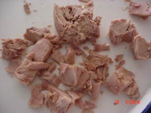 Cheap Excellent Fine Taste Canned Tuna Chunks Natural Without Preservatives for sale