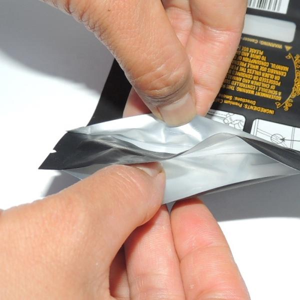 Light Proof CMYK SGS Zipper Packaging Pouch For Chips