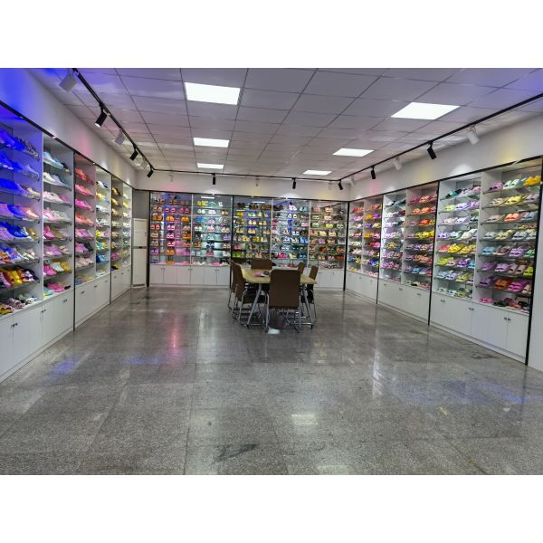 Rotary Automatic Shoe Making Machine 16 Station 1 Color Shoe Injection Machine