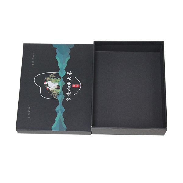 Customizable Protective Varnish Luxury Packaging Boxes