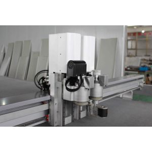 Cheap Customized Composite Cutting Machine Sample Cutter Plotter For Sofa Fabric for sale