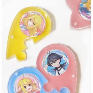 Stylish Heat-shape Acrylic Cartoon Figure Badge Holder Plexiglas Holder for