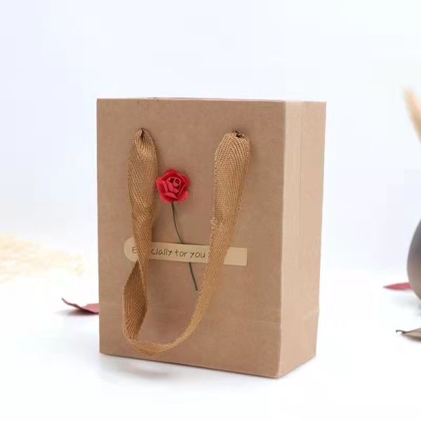 ISO 15x8x20cm Screen Printing Present Paper Bags With Flower