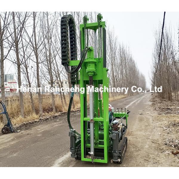 Small Rubber Crawler Solar Pile Driver Single Pump 1m - 30m Borehole Depth