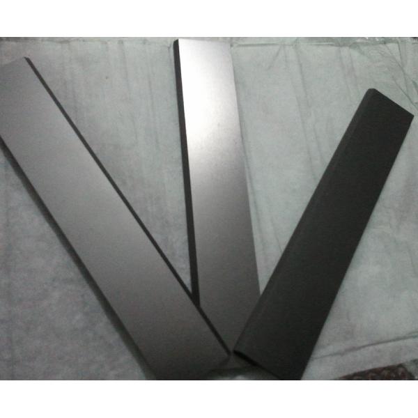 GRAPHITE VANES (GRAPHITE BLADES, GRAPHITE PLATES) ARE USED IN PLATED-ROTARY PUMPS AND DRY-TYPE COMPRESSORS (OIL-FREE).