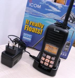 Cheap VHF Marine 2 way radios ic-m33 icom walkie talkie reviews for sale