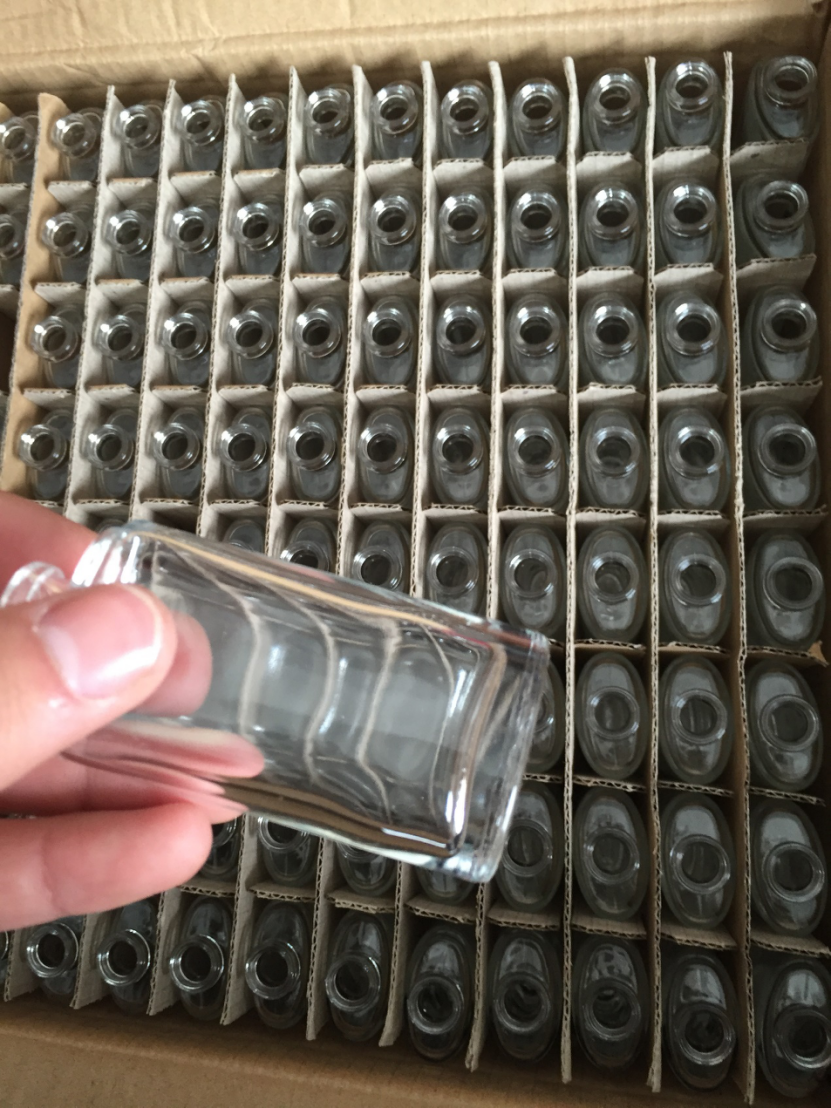 70ml Perfume Bottle Packaging Magnetic Cap Mini Pocket Perfume Spray Bottle